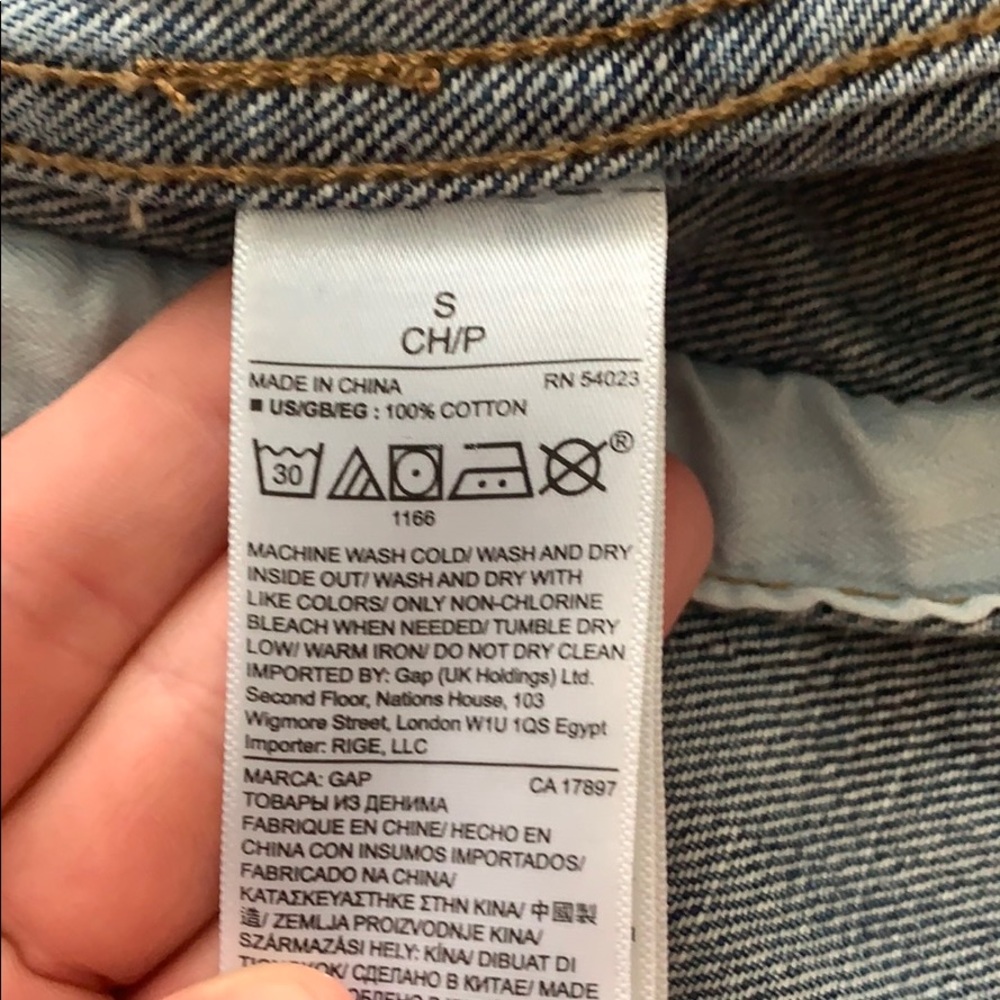 GAP denim jacket - Picture 3 of 4
